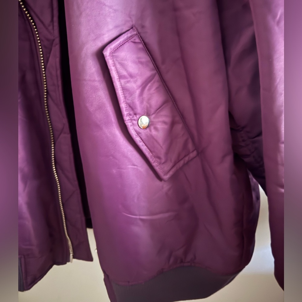 THE FRANKIE SHOP
Astra Bomber Jacket (Purple, M/L, Oversized) - Picture 6 of 9